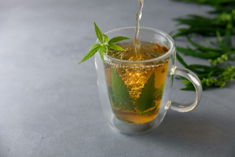 CBD-Blüten-Tee – Wirkung und Anwendung
