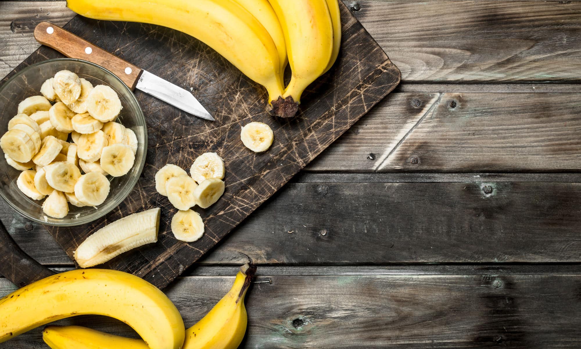 Die 10 wichtigsten gesundheitlichen Vorteile von Bananen - Nuutro